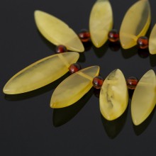  Necklace 001, image 2 
